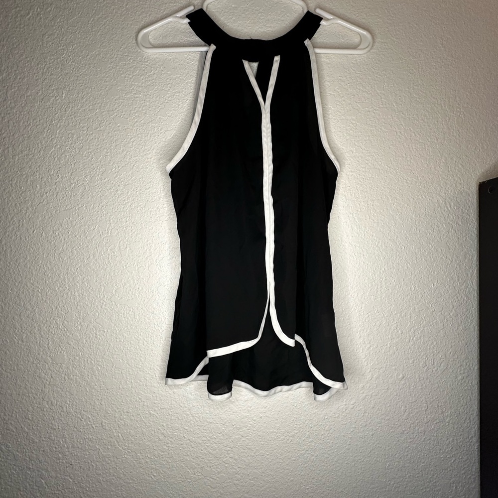 Black and White Halter Sleeveless Blouse